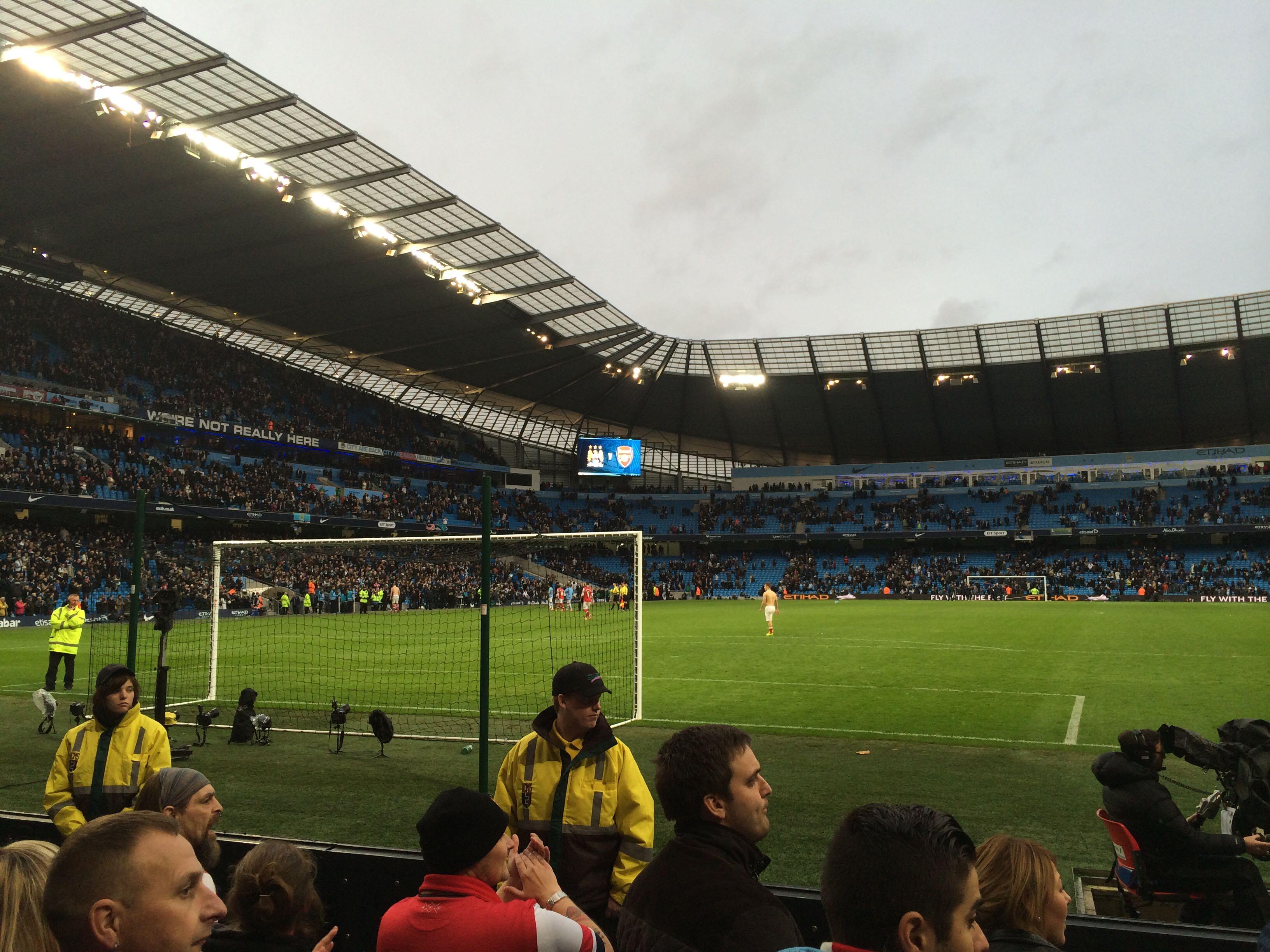 電訊報透露西漢姆聯正積極尋求新邊後衛，特裏皮爾也是目標.